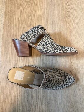 Dolce Vita Leopard Print Pointed-Toe Mule Heels - Women size 9